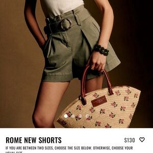 Sézane Rome New Olive Green Shorts Sz 4 EUC